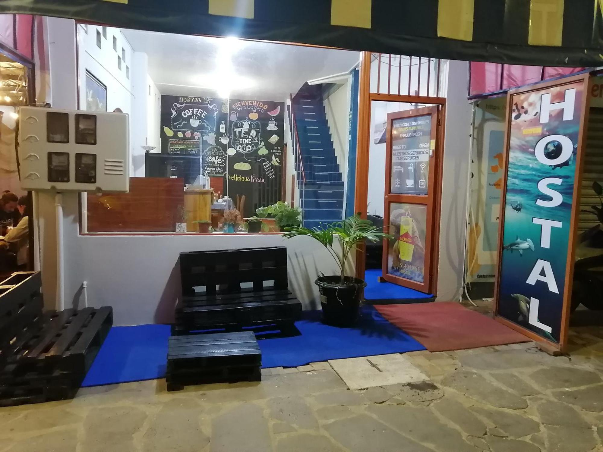 Hostal La Casa De Luis Puerto Baquerizo Moreno Dış mekan fotoğraf
